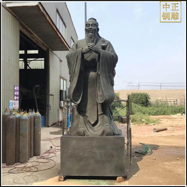 好學(xué)善學(xué)孔子雕塑.jpg